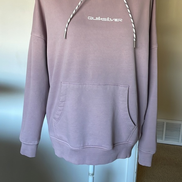 QuickSilver Women’s Hoodie. - Picture 6 of 11